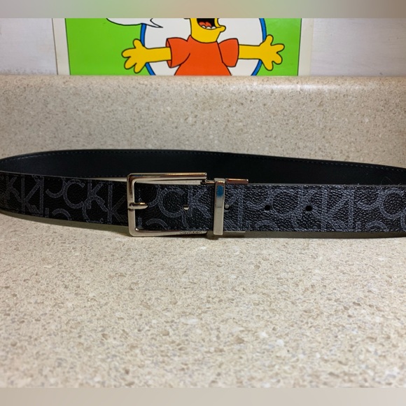 Calvin Klein Womens Black and White Monogram Belt Gold Buckle Size Small - Picture 2 of 7